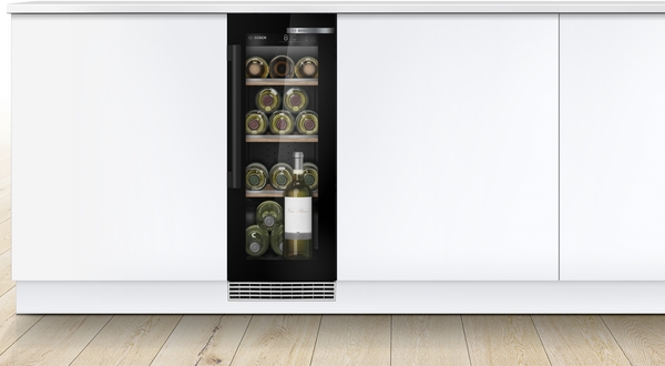 Bosch Weinkühlschrank mit Glastür, 82x30 cm KUW20VHF0